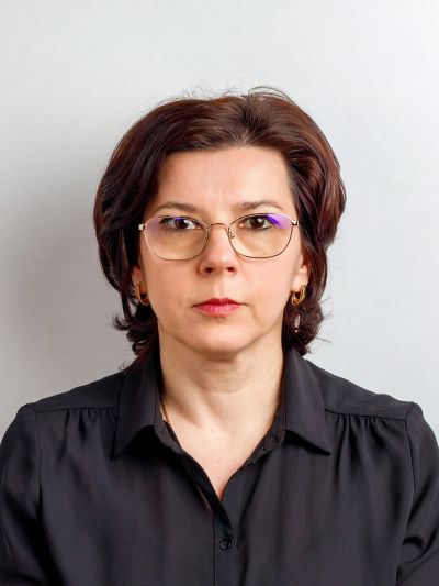 Elena-Mirela Suceveanu